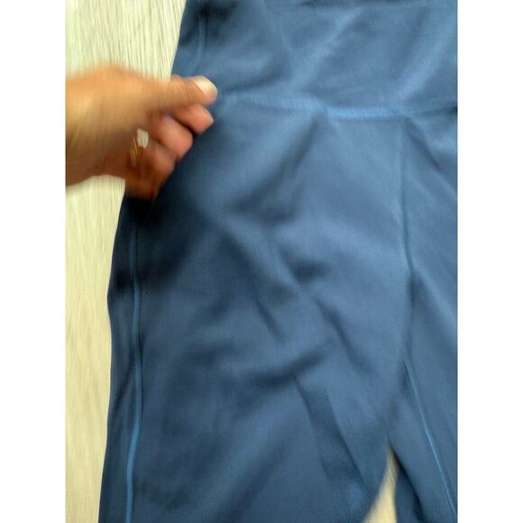 Lululemon Jogger leggings, navy blue, women's size 6  Athleisure, casual - Picture 6 of 7